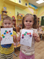 В группе № 5 "Звездочка" ребята, под руководством Чугуновой Арины Евгеньевны, создавали " Волшебные деревья " В группе № 5 "Звездочка" ребята, под руководством Чугуновой Арины Евгеньевны, создавали " Волшебные деревья ".